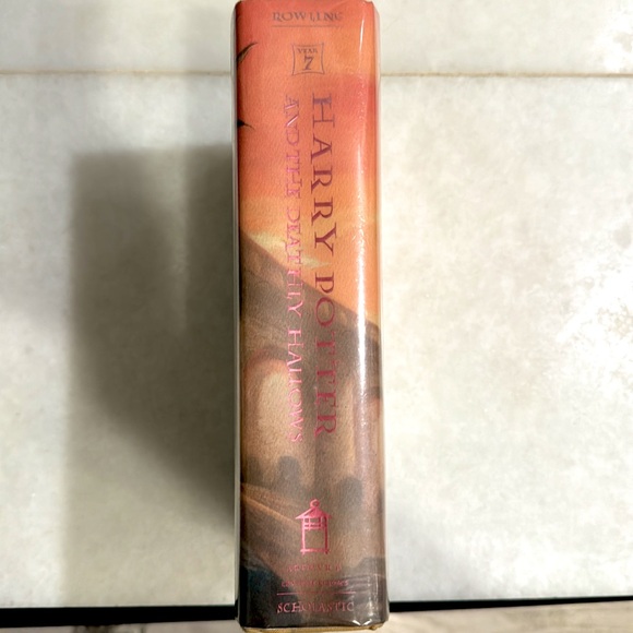 HARRY POTTER And the Deathly Hollows 1st edition 1st print July 2007 hardcover - Picture 2 of 9